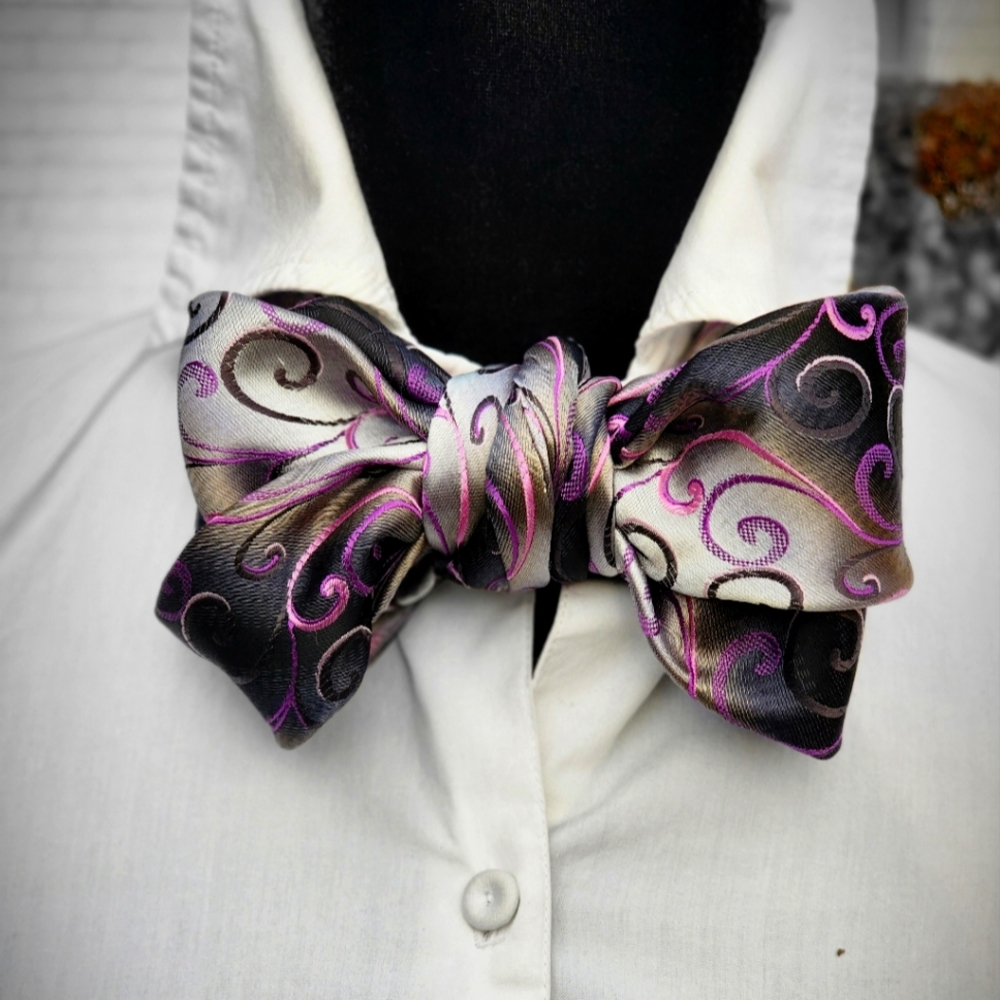 Unisex Necktie Escarpe (Kinsley)